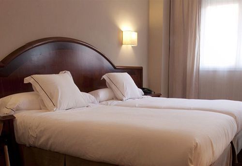 Hotel San Pedro Langreo Eksteriør billede